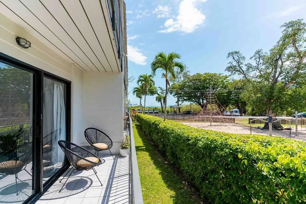 Little Coastal Haven Apartment With A Pool! Cannonvale 0*,  Australia